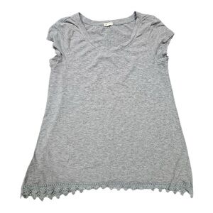 Ardene Gray Short Cap Sleeve Crew Neck Lace Trim Top Size Large